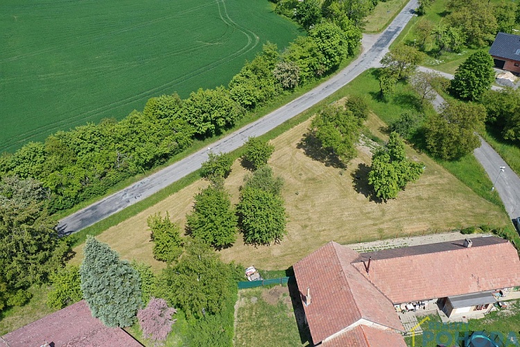 Prodej stavebního pozemku 1473 m2 v Mentouru