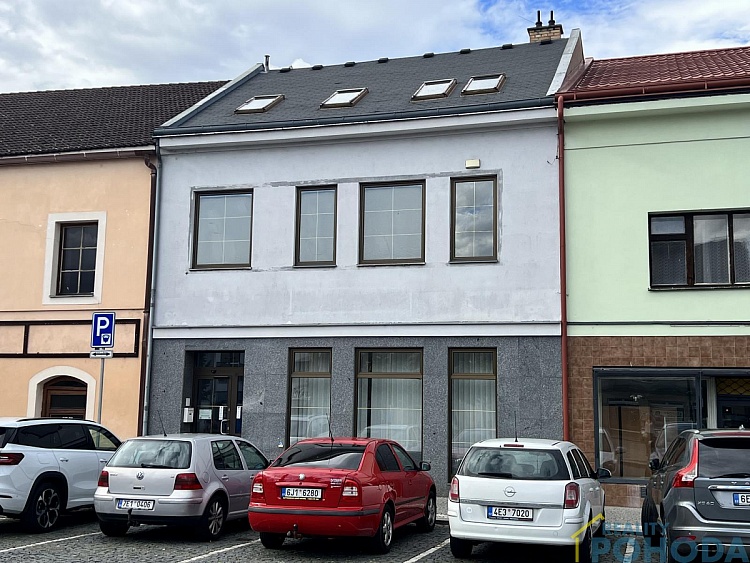 Pronájem komerčního objektu v centru Chocně, 500 m2