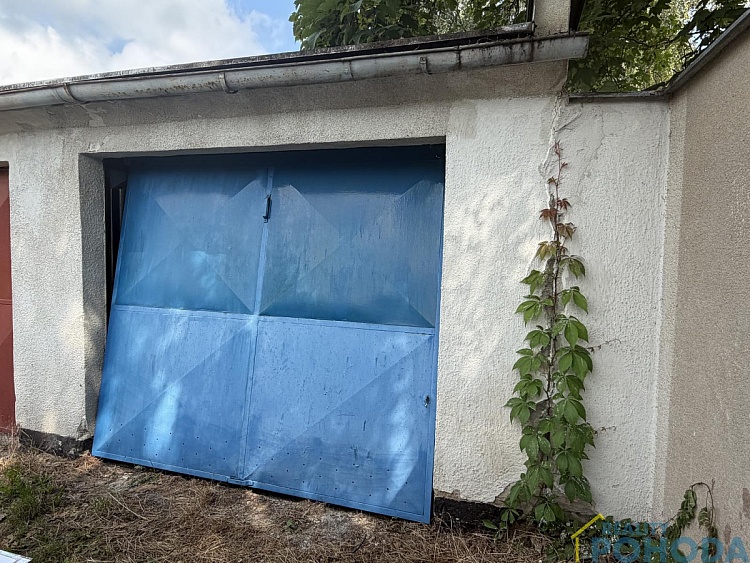 Prodej prostorné garáže 23 m&sup2; v sídlišti Družba ve Vysokém Mýtě